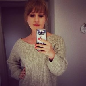 Meet your Posher, Mila